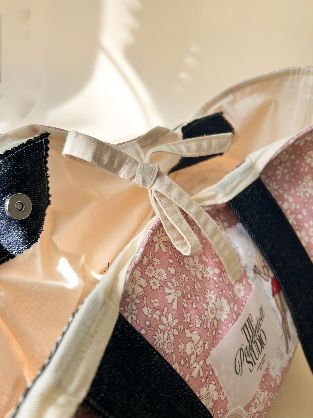Pink Flowers & Denim, Big Tote Bag